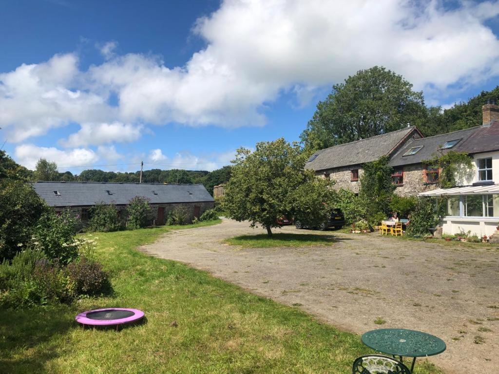 Gernos Farmhouse Llandysul Eksteriør bilde